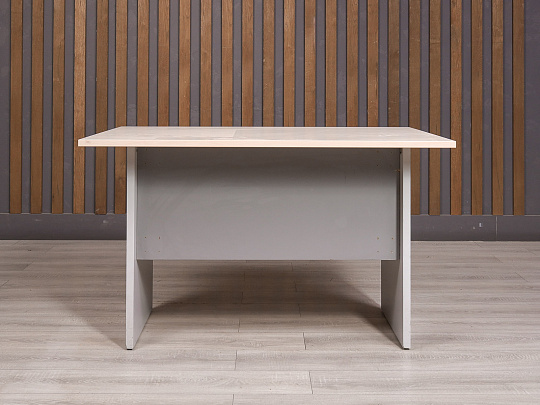 Стол прямоугольный ДСП Дуб Россия