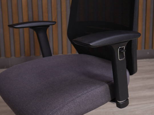 Кресло руководителя Ткань Серый Россия