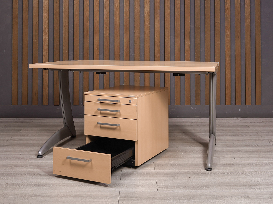 Стол с тумбой Steelcase ДСП Дуб США (21571-11085)