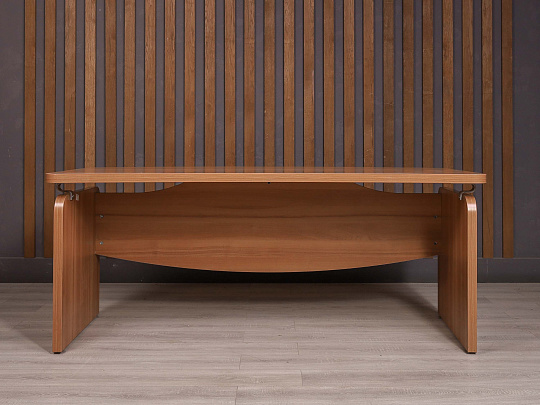 Стол руководителя ДСП Орех Россия