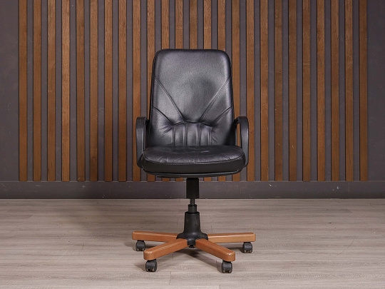 Кресло руководителя Искусственная кожа Чёрный Россия