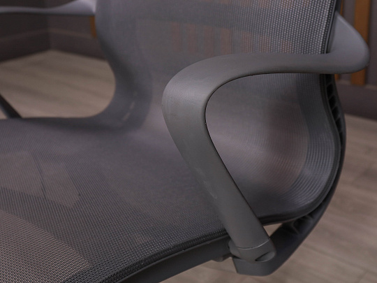 Офисное кресло Herman Miller Ткань Серый США