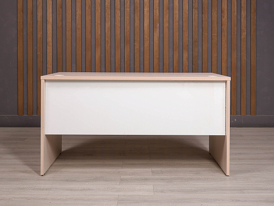 Стол прямоугольный ДСП Дуб Россия