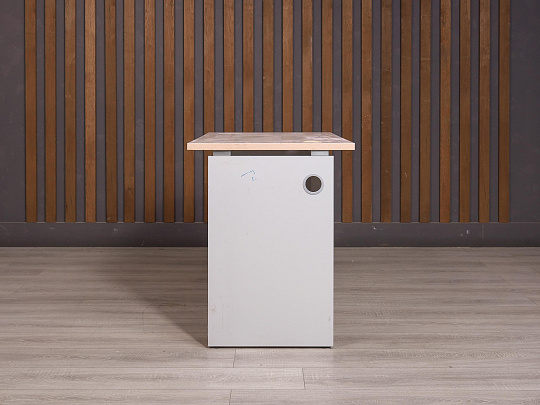 Стол прямоугольный ДСП Дуб Россия