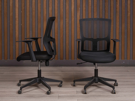 Офисное кресло Ткань Чёрный Россия