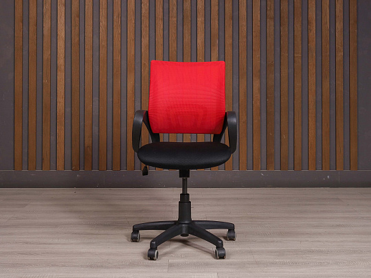 Офисное кресло Ткань Красный Россия