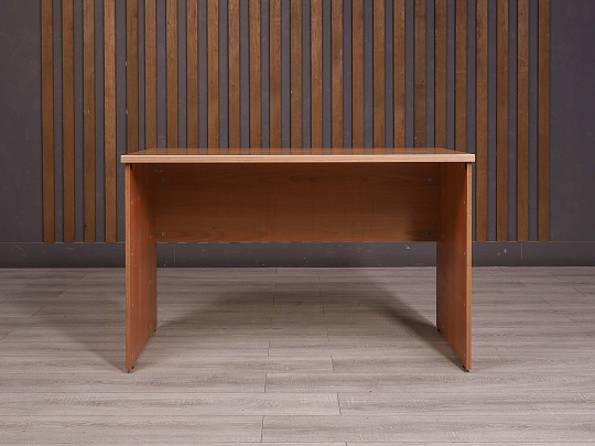 Стол прямоугольный ДСП Орех Россия