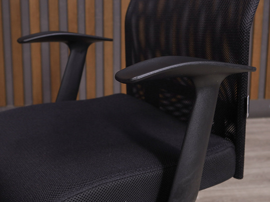 Офисное кресло Альфа Ткань Чёрный Россия