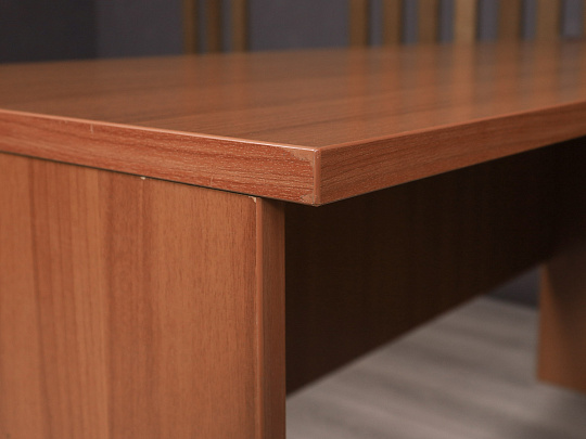 Стол с тумбой ДСП Орех Россия