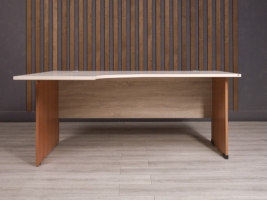 Стол угловой ДСП Дуб Россия