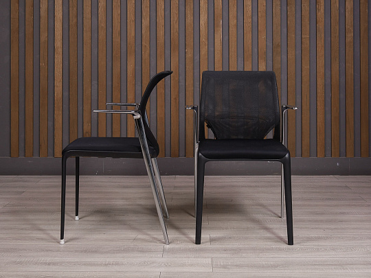 Конференц-кресло Vitra MedaSlim Ткань Чёрный Швейцария