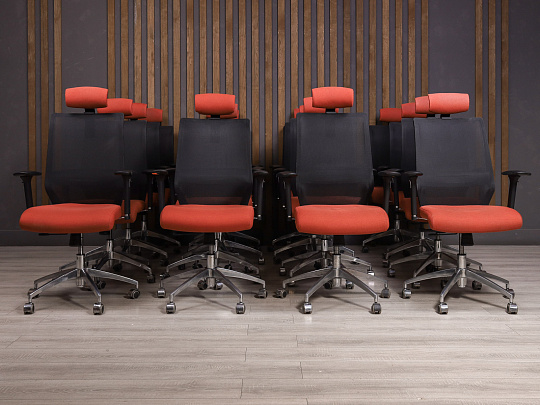 Кресло руководителя Ткань Красный Россия