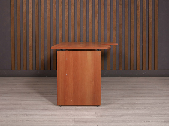 Стол эргономичный ДСП Орех Россия