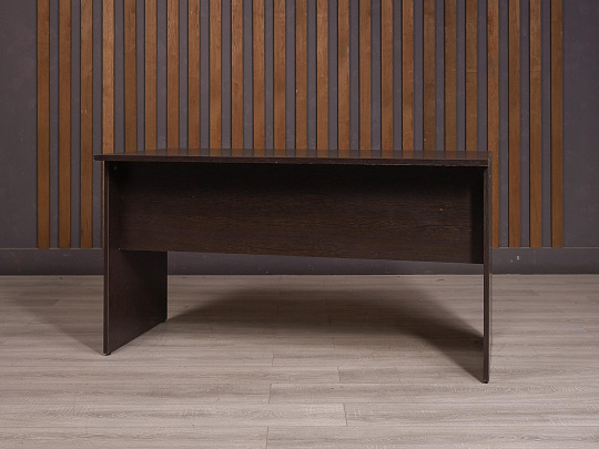 Стол прямоугольный ДСП Венге Россия