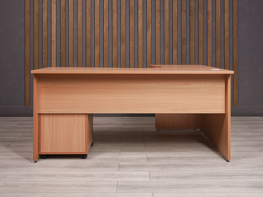 Стол с тумбой ДСП Клен Россия