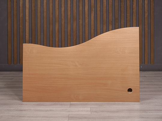 Стол эргономичный ДСП Клен Россия