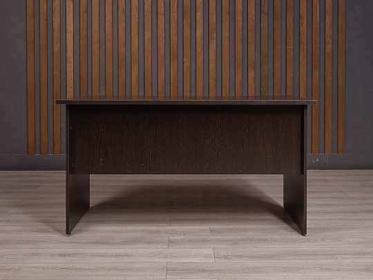 Стол прямоугольный ДСП Венге Россия