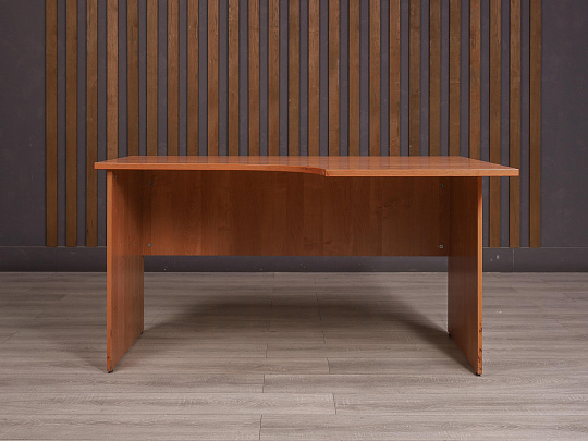 Стол эргономичный ДСП Ольха Россия