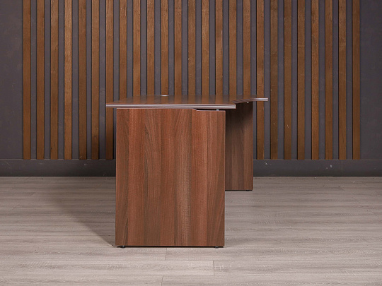 Стол эргономичный ДСП Ясень шимо Россия