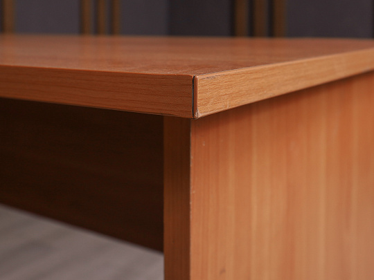 Стол с тумбой ДСП Ольха Россия