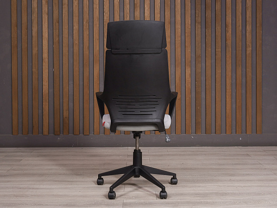 Офисное кресло ДЭФО Ткань Серый Россия