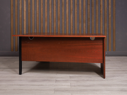 Стол угловой ДСП Махагон Россия