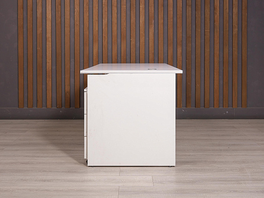 Стол с тумбой ДСП Белый Россия