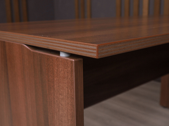 Стол с тумбой ДСП Ясень шимо Россия