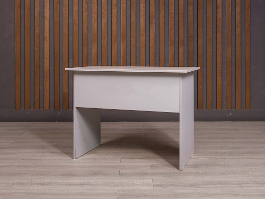 Стол прямоугольный ДСП Дуб Россия