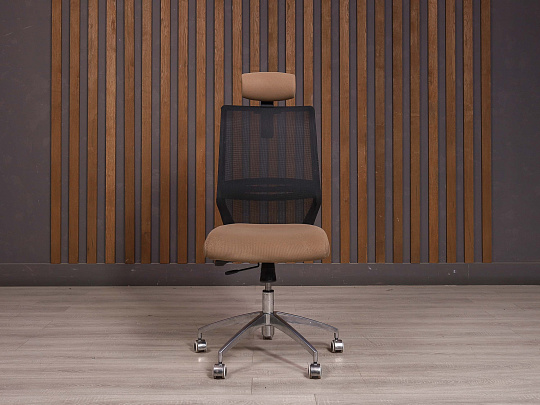 Офисное кресло Ткань Бежевый Россия