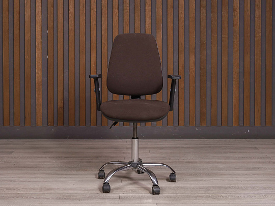 Офисное кресло Ткань Коричневый Россия