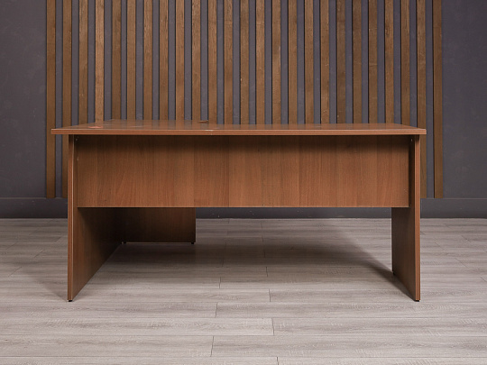 Стол угловой ДСП Орех Россия