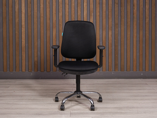 Офисное кресло Бюрократ Ткань Чёрный Россия