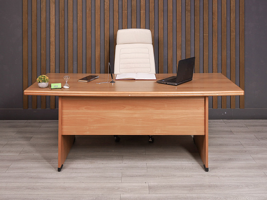 Стол руководителя ДСП Орех Россия