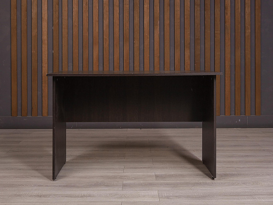 Стол прямоугольный ДСП Венге Россия