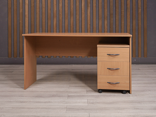 Стол с тумбой ДСП Клен Россия