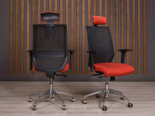 Офисное кресло Ткань Красный Россия