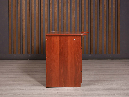 Стол с тумбой ДСП Вишня Россия