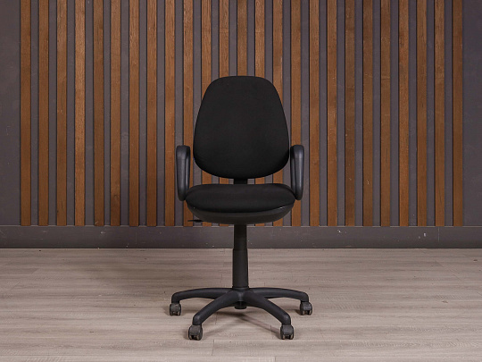 Офисное кресло Ткань Чёрный Россия