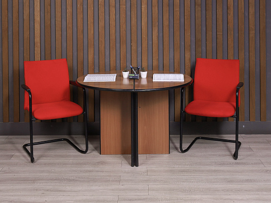 Стол для переговоров ДСП Орех Россия