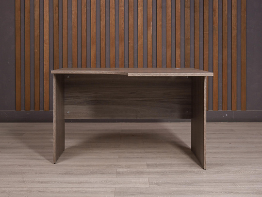 Стол эргономичный ДСП Ясень шимо Россия