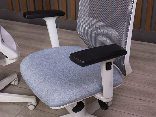 Офисное кресло Бюрократ EXPERT Ткань Серый Россия