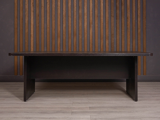 Стол для переговоров ДСП Венге Россия