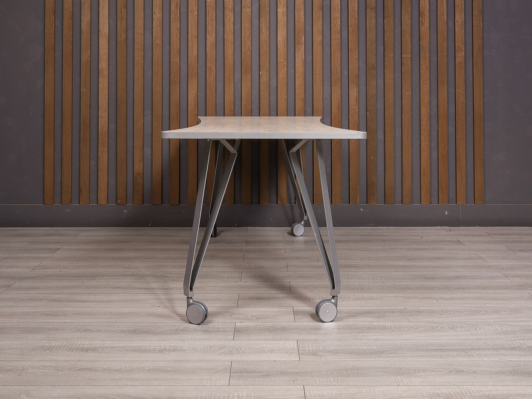 Стол прямоугольный ДСП Дуб Россия (23156-08115)