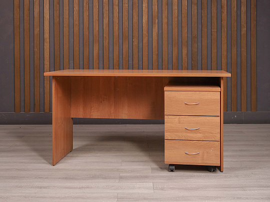 Стол с тумбой ДСП Ольха Россия