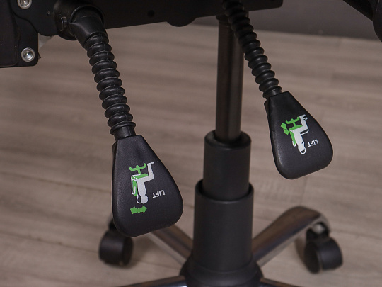 Офисное кресло Ткань Коричневый Россия