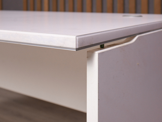 Стол прямоугольный ДСП Белый Россия