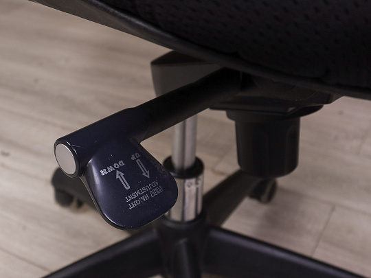 Офисное кресло Ткань Чёрный Россия