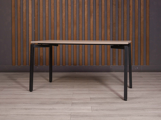 Стол прямоугольный ДСП Ясень шимо Россия