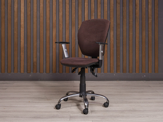 Офисное кресло Ткань Коричневый Россия